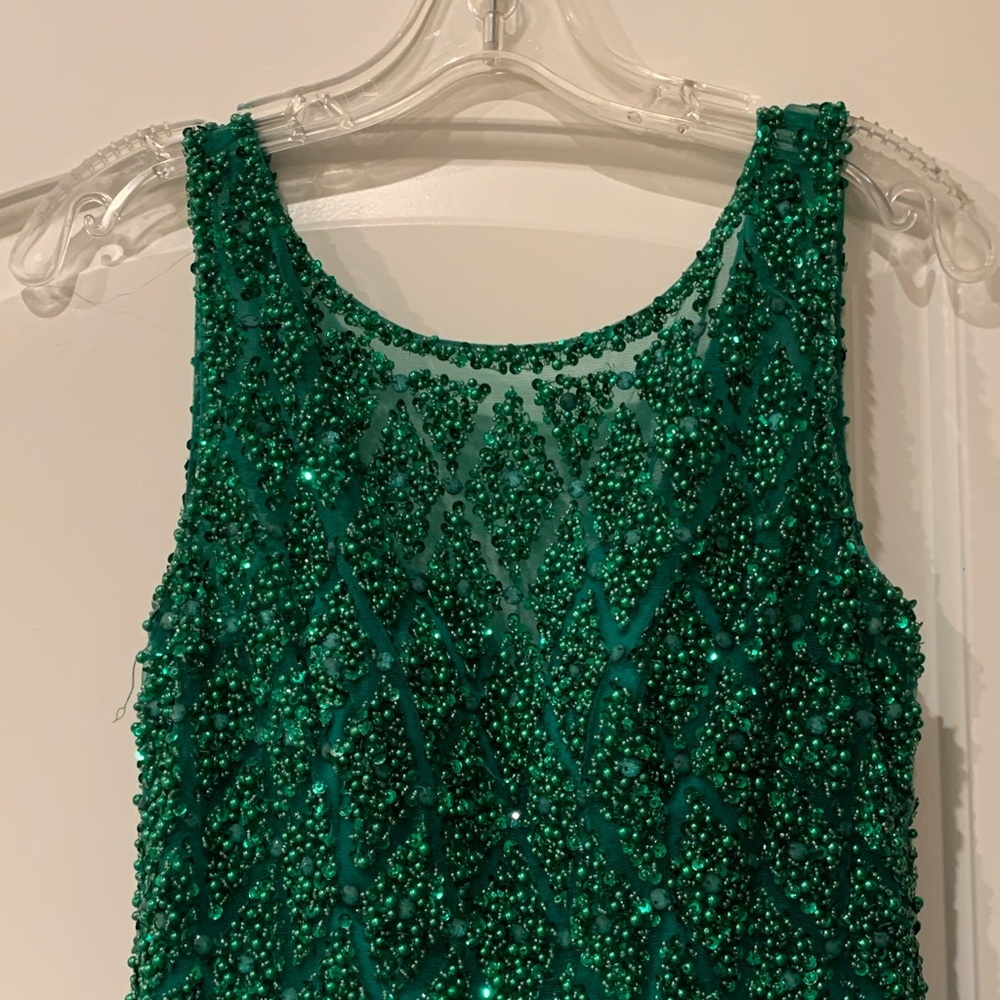 Emerald green prom dress